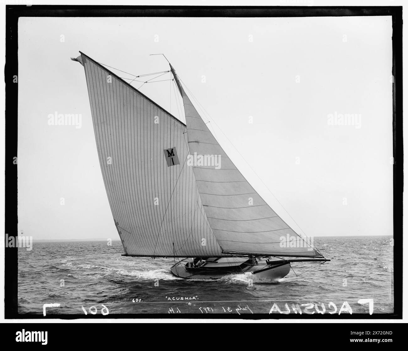 Acushla II, attribution basée sur le style du titre et la numérotation., '601' et 'J.H.' sur négatif., No Detroit Publishing Co. no., cadeau ; State Historical Society of Colorado ; 1949, Acushla II (Yacht) , Yachts. Banque D'Images