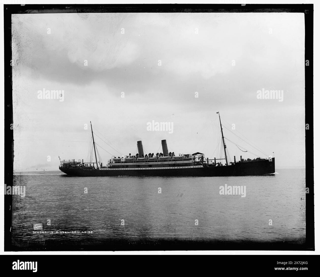 S.S. Koenigen Loise sic, attribution basée sur le style de titre et la numérotation., 'June 17, 1897, N.Y.Y.C. Reg. [New York Yacht Club Regatta]' sur négatif., Detroit Publishing Co. No. 022368., Gift ; State Historical Society of Colorado ; 1949, Konigin Luise (Ocean liner), Ocean Liners. Banque D'Images