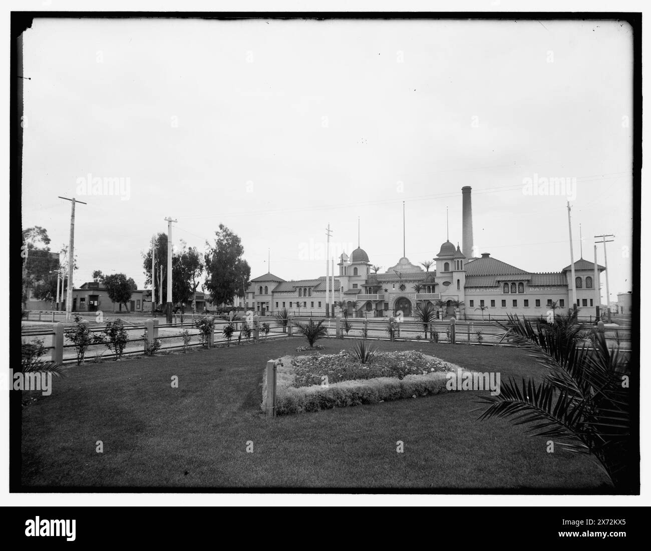 Bath House, Los Banos, Calif., titre conçu par Cataloger., No Detroit Publishing Co. No., cadeau ; State Historical Society of Colorado ; 1949, public Thermes. , États-Unis, Californie, Los Banos. Banque D'Images