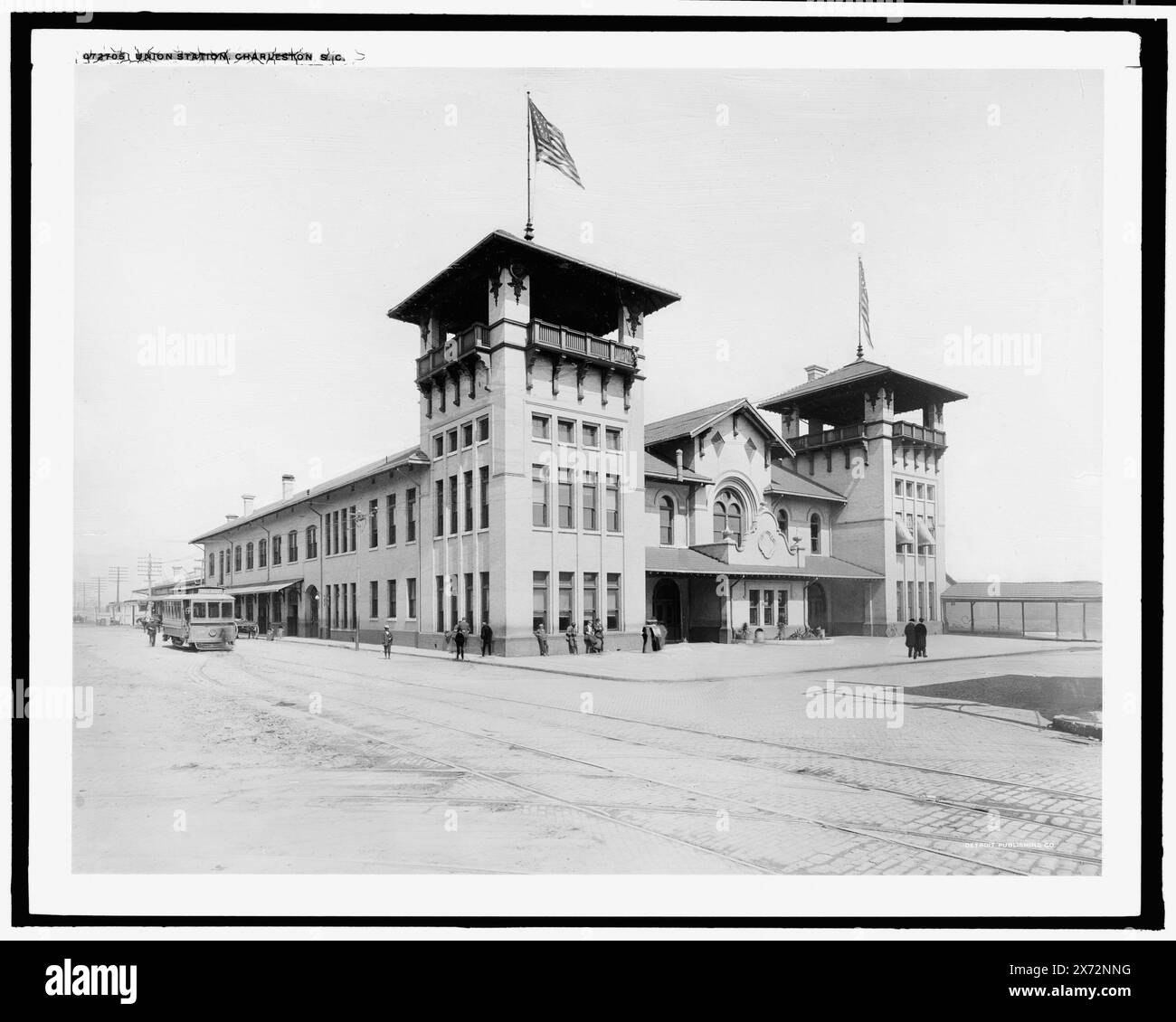 Union Station, Charleston, S.C., Detroit Publishing Co. No. 072705., Gift ; State Historical Society of Colorado ; 1949, Railroad stations. , Chemins de fer de rue. , États-Unis, Caroline du Sud, Charleston. Banque D'Images
