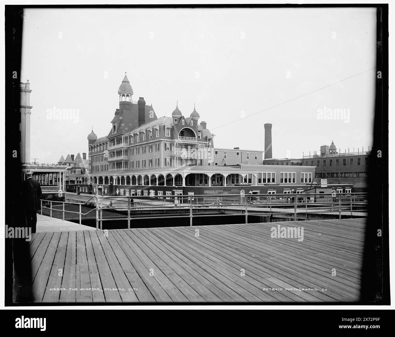 The Windsor, Atlantic City, '9' sur négatif., Detroit Publishing Co. No. 014384., Gift ; State Historical Society of Colorado ; 1949, Hôtels. , États-Unis, New Jersey, Atlantic City. Banque D'Images