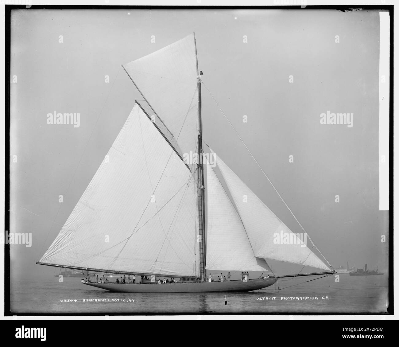 Shamrock I, '33' sur négatif., Detroit Publishing Co. No. 05544., Gift ; State Historical Society of Colorado ; 1949, Shamrock I (Yacht) , America's Cup races. , Régates. , Yachts. Banque D'Images