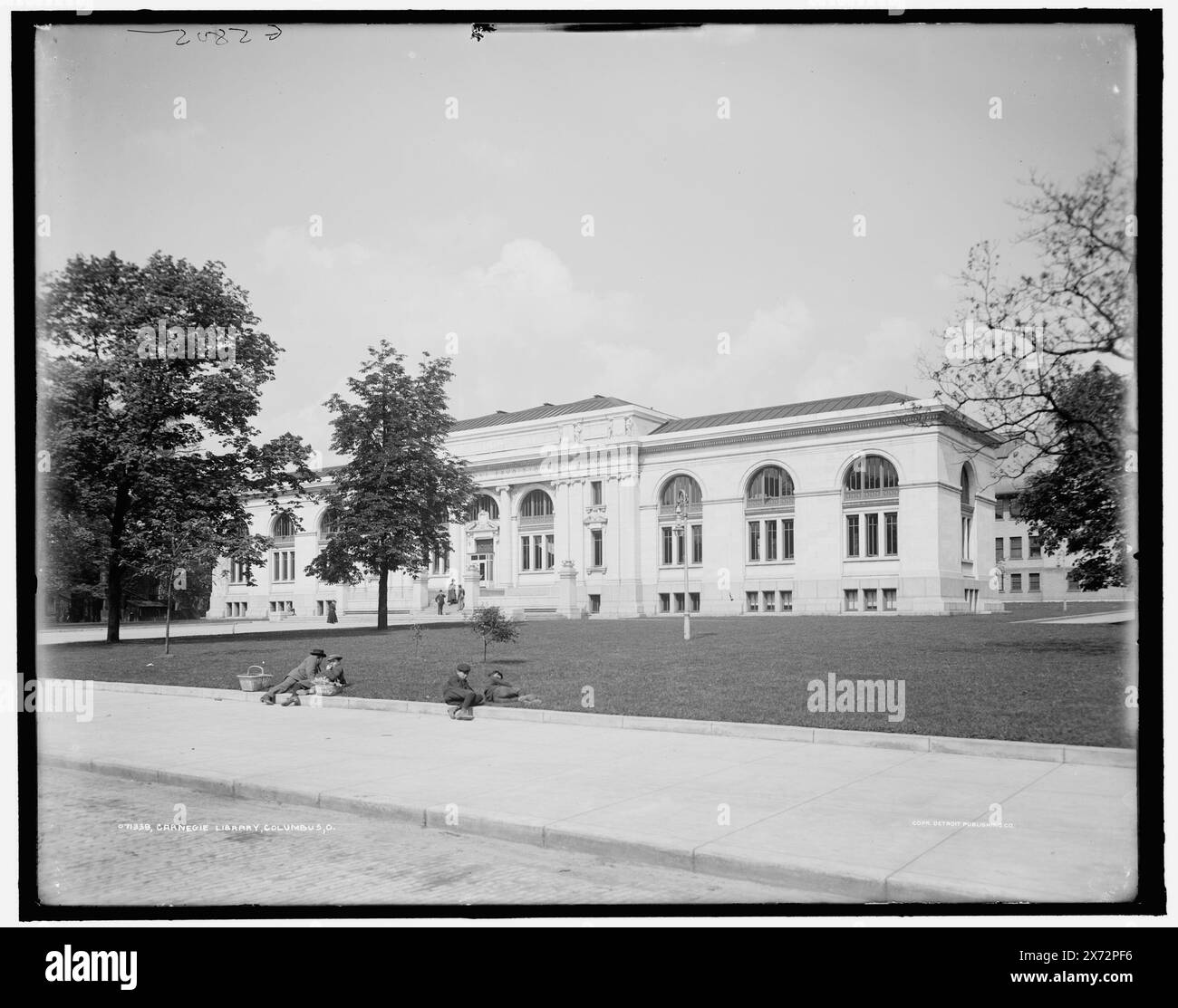 Carnegie Library, Columbus, Ohio, 'G 5805' sur négatif., Detroit Publishing Co. No. 071338., Gift ; State Historical Society of Colorado ; 1949, Libraries. , États-Unis, Ohio, Columbus. Banque D'Images