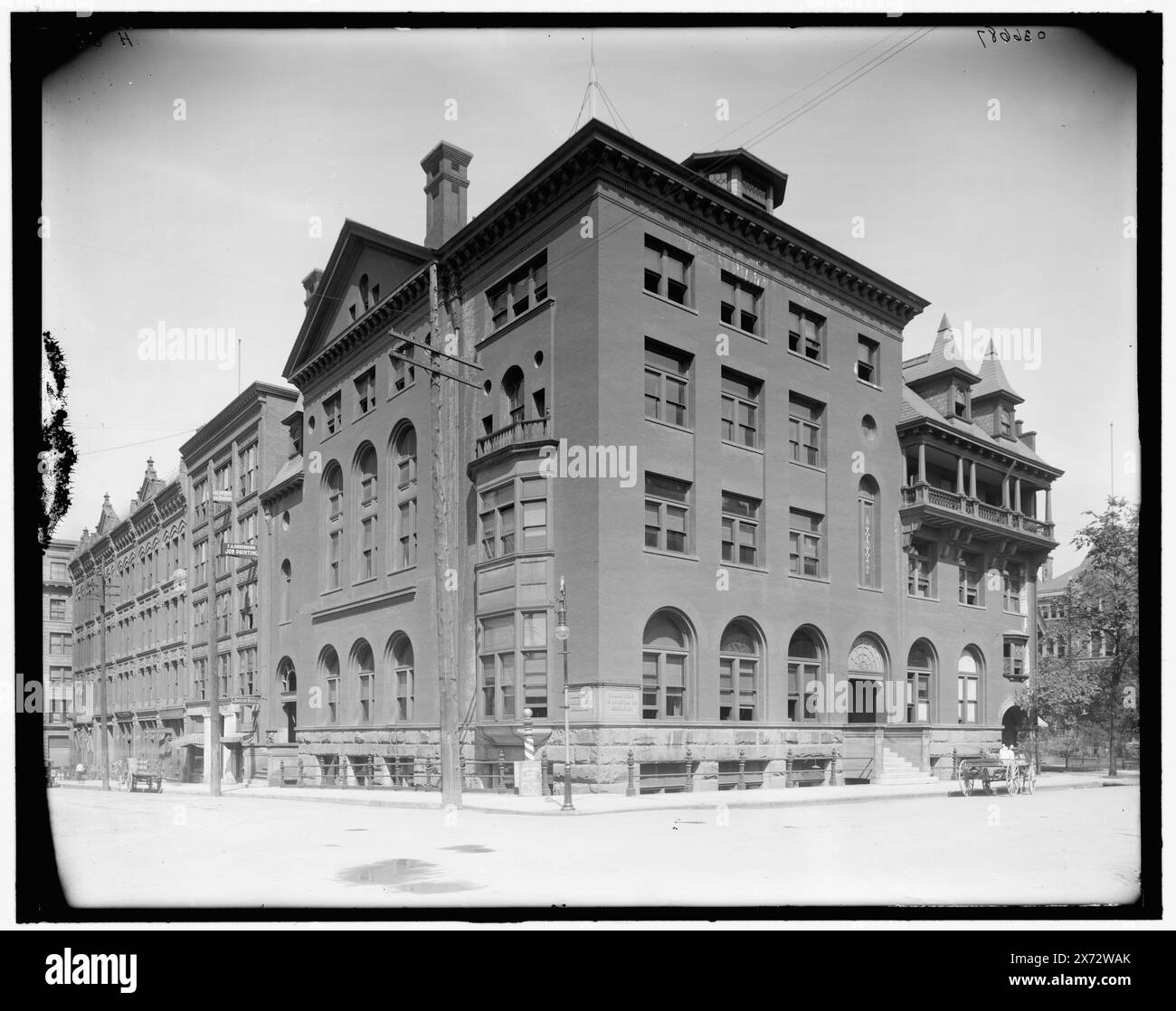 Y.M.C.A., Grand Rapids, Mich., titre tiré de la veste., 'H 88' sur négatif., Detroit Publishing Co. No. 036687., Gift ; State Historical Society of Colorado ; 1949, Organizations' Facilities. , Organismes de services publics. , États-Unis, Michigan, Grand Rapids. Banque D'Images