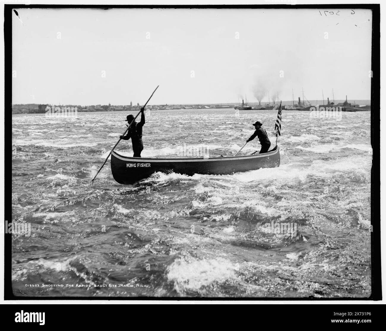 Tir dans les rapides, Sault Ste. Marie, Mich., 'G 3071' sur négatif., Detroit Publishing Co. No. 018623., Gift ; State Historical Society of Colorado ; 1949, Rapids. , Bateaux. , États-Unis, Michigan, Sault Sainte Marie. , États-Unis, Michigan, Saint Marys River. , Canada, Ontario, rivière Saint Marys. Banque D'Images