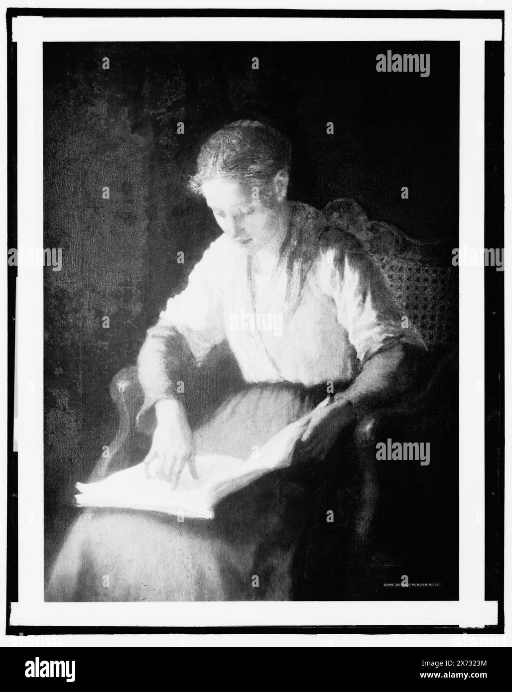 Fille lisant, image vidéocassette latéralement inversée., photographie d'une peinture., Detroit Publishing Co. No. 029868., Gift ; State Historical Society of Colorado ; 1949, Women. , Lecture. Banque D'Images