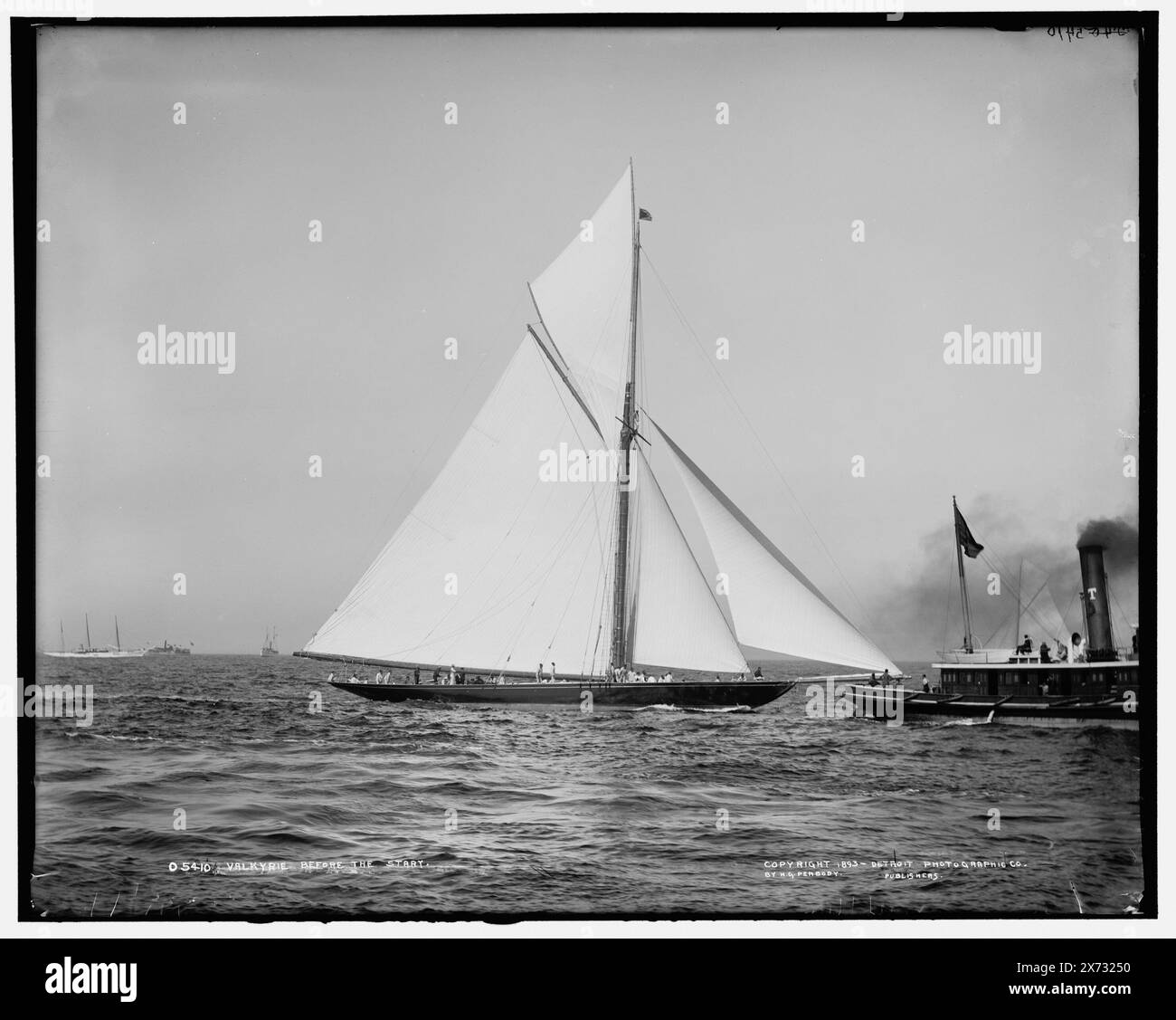 Valkyrie avant le départ, '801' sur négatif., Detroit Publishing Co. No. 05410., Gift ; State Historical Society of Colorado ; 1949, Valkyrie II (Yacht), America's Cup races. , Yachts. , Régates. Banque D'Images