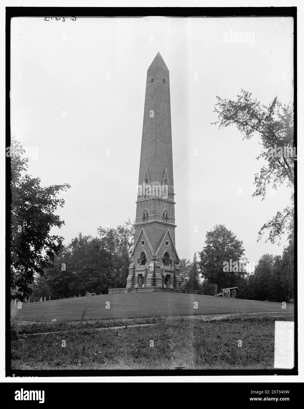 Saratoga Monument, Schuylerville, N.Y., titre tiré de la veste., 'G 6413' et 'extra' sur négatif., Detroit Publishing Co. No. 039412., Gift ; State Historical Society of Colorado ; 1949, monuments & Memorials. , Campagne de Saratoga, 1777. , États-Unis, New York (State), Schuylerville. Banque D'Images