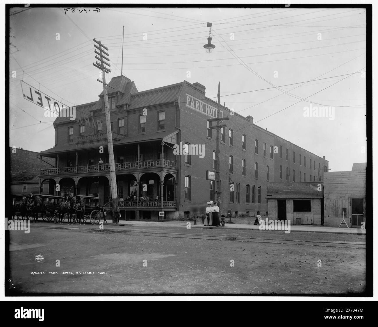 Park Hotel, S.S. Marie, Mich., 'G 4589' sur négatif., Detroit Publishing Co. no. 070584., Gift ; State Historical Society of Colorado ; 1949, Hôtels. , États-Unis, Michigan, Sault Sainte Marie. Banque D'Images