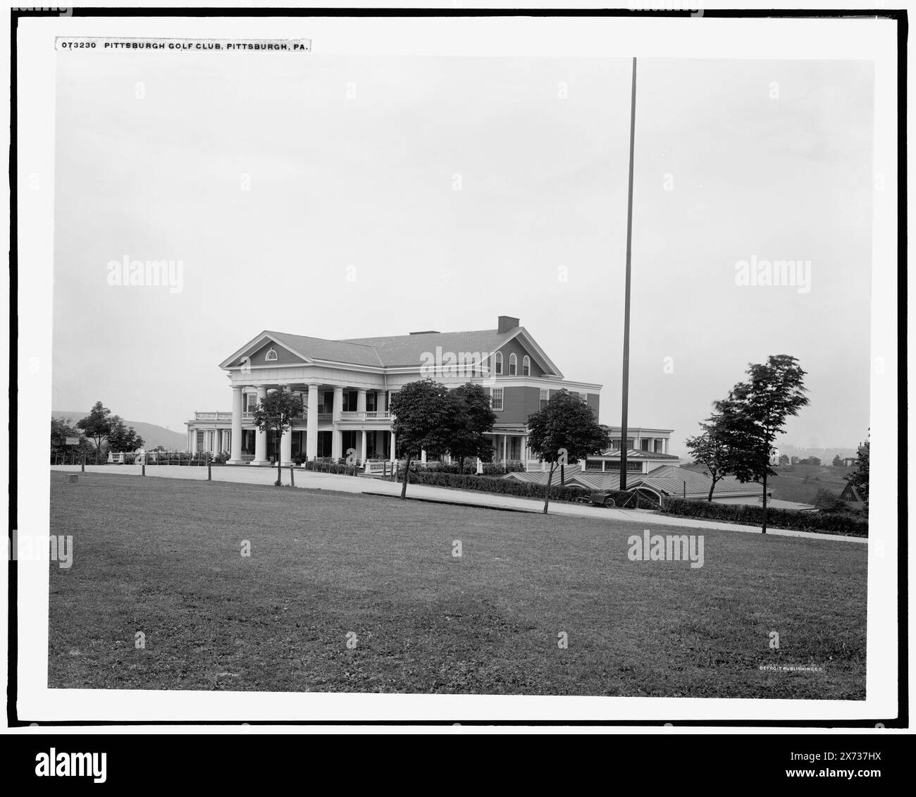 Pittsburgh golf club, Pittsburgh, Pa., à Schenley Park., Detroit Publishing Co. No. 073230., Gift ; State Historical Society of Colorado ; 1949, Golf. , Parcs. , Clubhouses. , États-Unis, Pennsylvanie, Pittsburgh. Banque D'Images