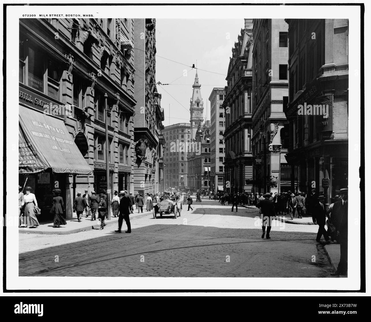Milk Street, Boston, Mass., [M.H.] 'Taylor 50' sur négatif., Detroit Publishing Co. No. 072309., Gift ; State Historical Society of Colorado ; 1949, Streets. , Installations commerciales. , États-Unis, Massachusetts, Boston. Banque D'Images