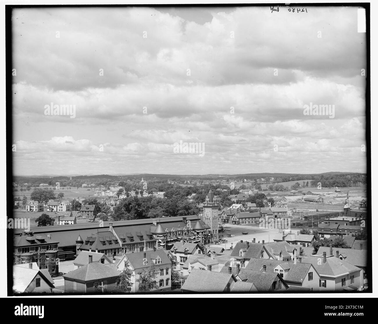 Vue de la promenade ouest, Portland, Me., images de vidéodisque hors séquence ; l'ordre réel de gauche à droite est 1A-06052, 06051., date basée sur le négatif D4-12480., pour une variante proche de la section droite, voir le négatif D4-12480., '258' et '259' sur les négatifs respectivement., Detroit Publishing Co. 010440., Gift ; State Historical Society of Colorado ; 1949, États-Unis, Maine, Portland. Banque D'Images