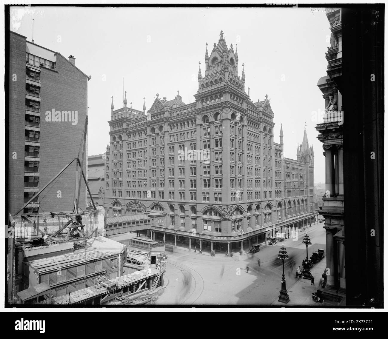 Broad Street station, Philadelphie, Pa., titre tiré de la veste., 'G 8149' sur négatif., Detroit Publishing Co. No. 500683., Gift ; State Historical Society of Colorado ; 1949, Railroad stations. , Rues. , Industrie de la construction. , États-Unis, Pennsylvanie, Philadelphie. Banque D'Images