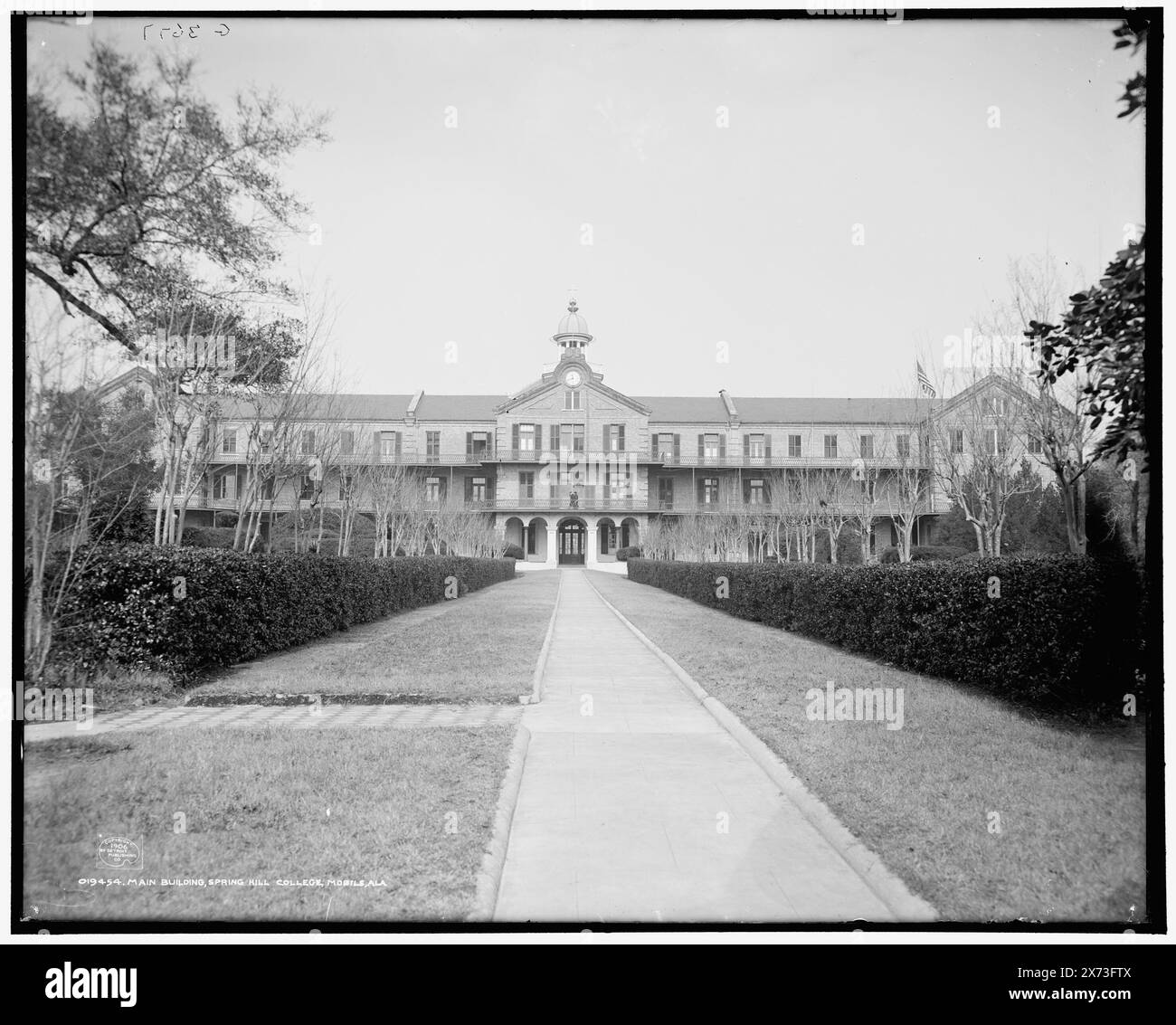 Bâtiment principal, Spring Hill College, Mobile, Ala., 'G 3677' sur négatif., Detroit Publishing Co. No. 019454., Gift ; State Historical Society of Colorado ; 1949, Educational Facilities. , Universités et collèges. , États-Unis, Alabama, Mobile. Banque D'Images