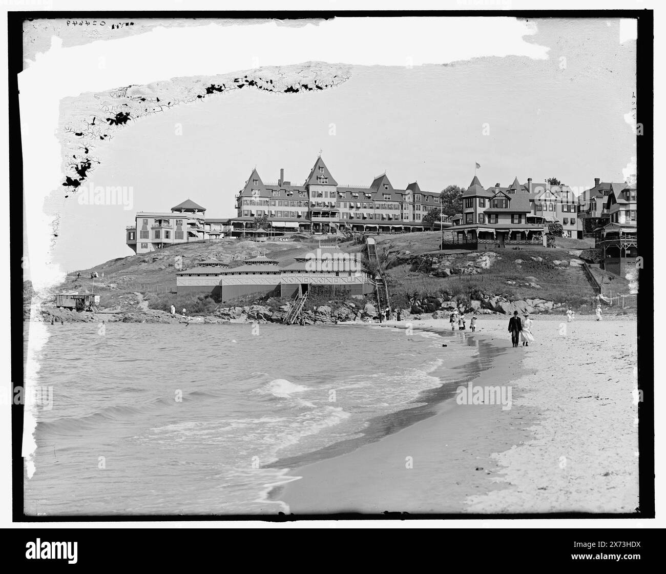 Atlantic House, Nantasket, Mass., titre tiré de la veste., '4302' sur le négatif., Detroit Publishing Co. no. 034649., Gift ; State Historical Society of Colorado ; 1949, Hôtels. , Plages. , Bains publics. , Resorts. , États-Unis, Massachusetts, Nantasket Beach. Banque D'Images