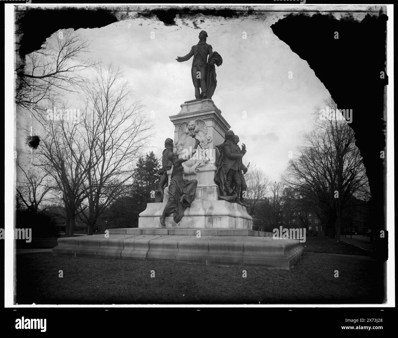 Statue Lafayette, Lafayette Square, Washington, D.C., Alexandre Falguibre, Antonin Merois' sur base sculpture., '4413' sur négatif., Detroit Publishing Co. no. 19 X., Gift ; State Historical Society of Colorado ; 1949, Lafayette, Marie Joseph Paul Yves Roch Gilbert du Motier,, marquis de,, 1757-1834, statues. , Sculpture. , Parcs. , États-Unis, District of Columbia, Washington (D.C.) Banque D'Images