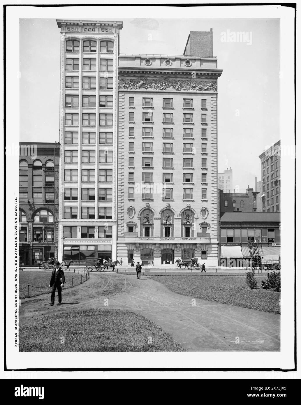 Cour municipale Bldg. Et Illinois Athletic Club, Chicago, Ill., Detroit Publishing Co. No. 070649., Gift ; State Historical Society of Colorado ; 1949, Courthouses. , Clubs athlétiques. , Clubhouses. , États-Unis, Illinois, Chicago. Banque D'Images