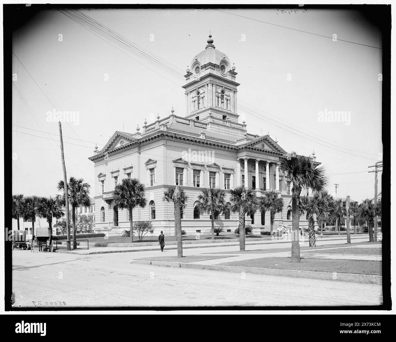 Palais de justice du comté de Duval, Jacksonville, Floride, titre tiré de la veste., 'G 7798' sur négatif., Detroit Publishing Co. No. 500029., Gift ; State Historical Society of Colorado ; 1949, Courthouses. , États-Unis, Floride, Jacksonville. Banque D'Images