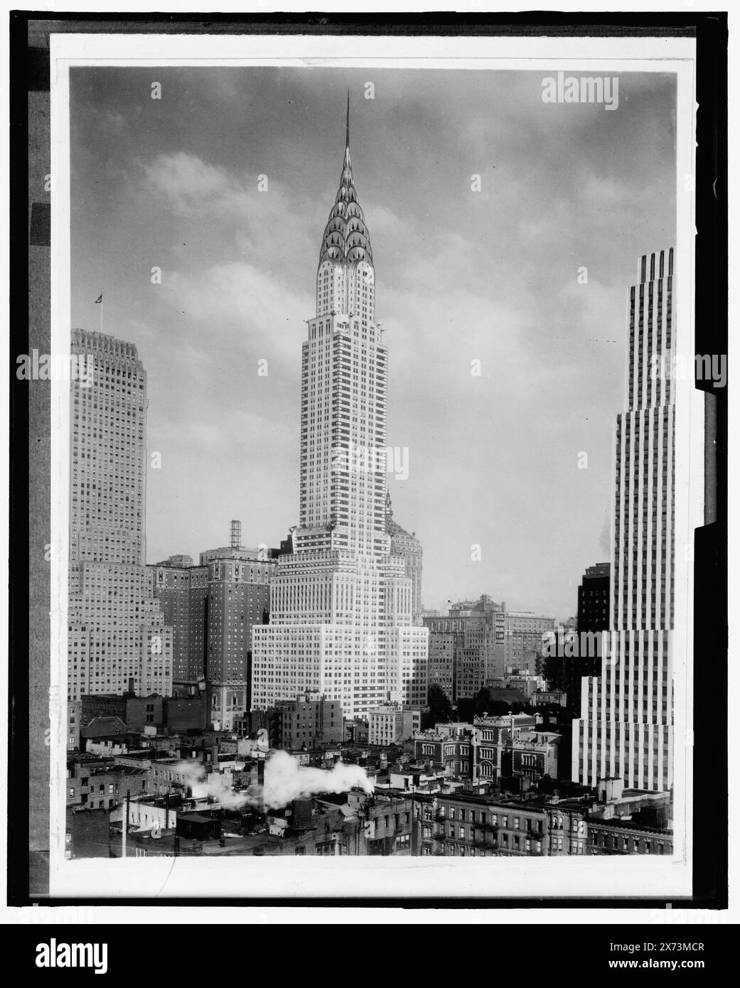 Chrysler Building, New York, New York, New York, titre tiré de la veste., No Detroit Publishing Co. no., cadeau ; State Historical Society of Colorado ; 1949., publié dans : 'architecture , .' Chapitre de l'ebook grandes photographies de la Bibliothèque du Congrès, 2013, immeubles de bureaux. , Gratte-ciel. , États-Unis, New York (State), New York. Banque D'Images
