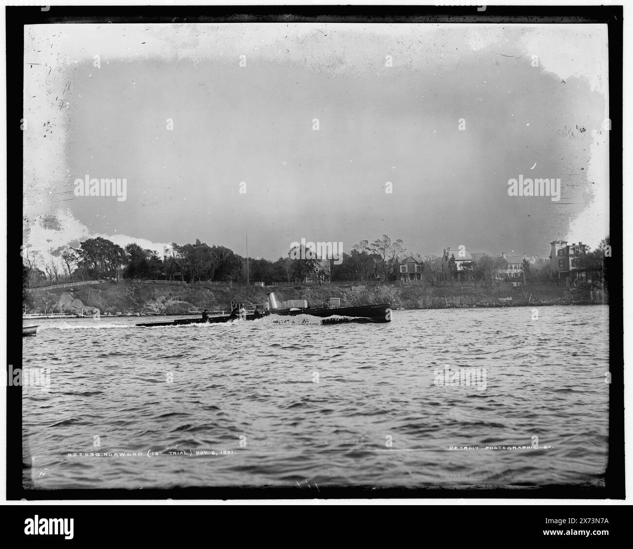 Norwood (1er procès), deuxième titre sur négatif : Norwood faisant un mile en 2,12 1/2., attribution basée sur le style du titre et la numérotation., '472' sur négatif., Detroit Publishing Co. No. 022036., Gift ; State Historical Society of Colorado ; 1949, Norwood (yacht à vapeur), yachts à vapeur. , Régates. Banque D'Images