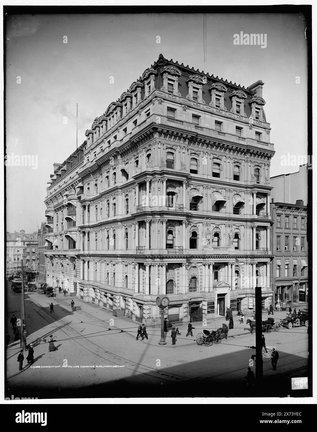 Connecticut Mutual Life Insurance Co., Hartford, Conn., '3810' sur négatif., Detroit Publishing Co. No. 019888., Gift ; State Historical Society of Colorado ; 1949, Office Buildings. , Assurance. , États-Unis, Connecticut, Hartford. Banque D'Images