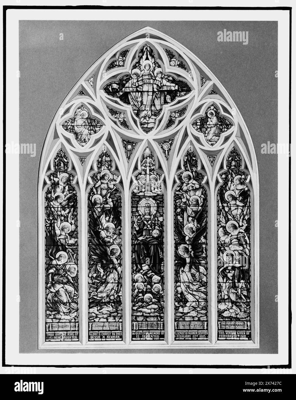 Fenêtre commémorative, Christ Church, Detroit, Mich., titre de veste., 'en mémoire reconnaissante d'Elizabeth Horner Scotten, cette fenêtre donnée par Bessie M. Newman, est dédiée le 22 février 1825-fév 17, 1910' sur Window., Detroit Publishing Co. no. 043763., Gift ; State Historical Society of Colorado ; 1949, Churches. , Vitraux. , Windows. , États-Unis, Michigan, Detroit. Banque D'Images