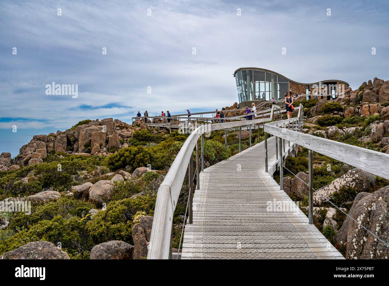 Le sommet du mont Wellington, avec promenade, centre d'accueil et plate-forme d'observation. Mount Wellington, Hobart, Tasmanie Banque D'Images