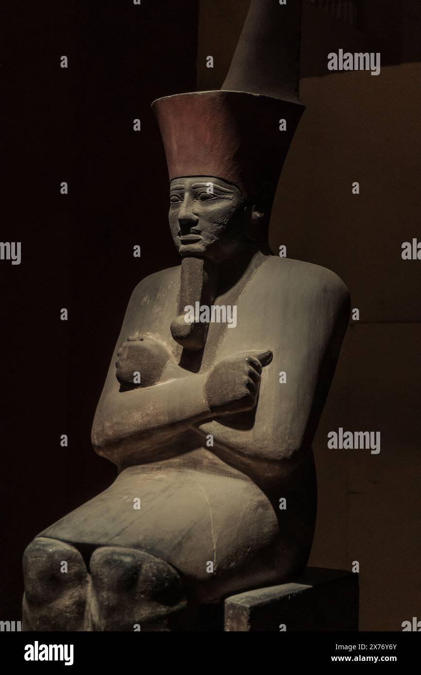 Statue du roi Mentuhotep II au musée égyptien du caire Banque D'Images