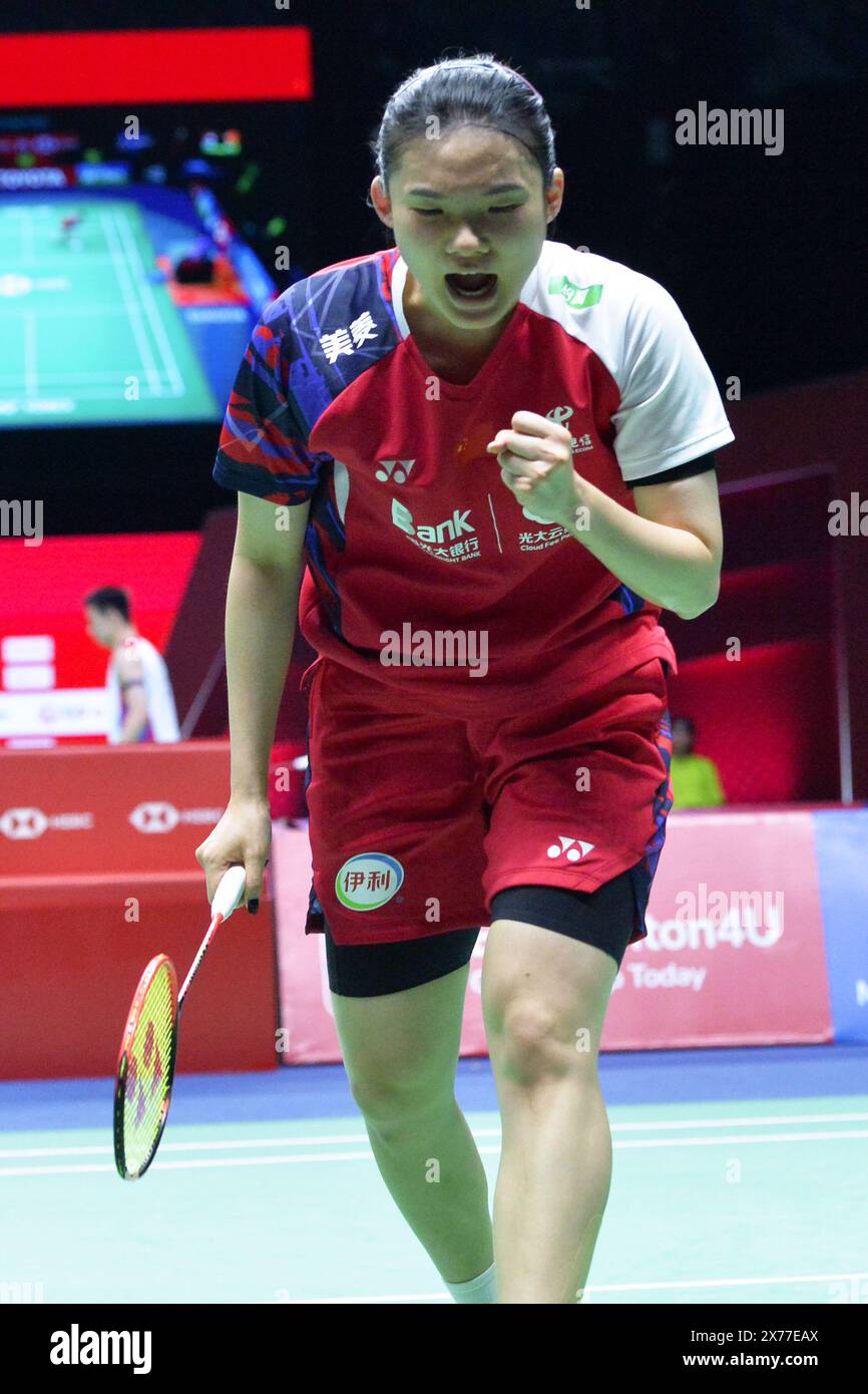 Bangkok, Thaïlande. 18 mai 2024. Han Yue, de Chine, réagit lors de la demi-finale féminine en simple contre Pornpawee Chochuwong, de Thaïlande, au Thailand Open 2024 à Bangkok, Thaïlande, le 18 mai 2024. Crédit : Rachen Sageamsak/Xinhua/Alamy Live News Banque D'Images