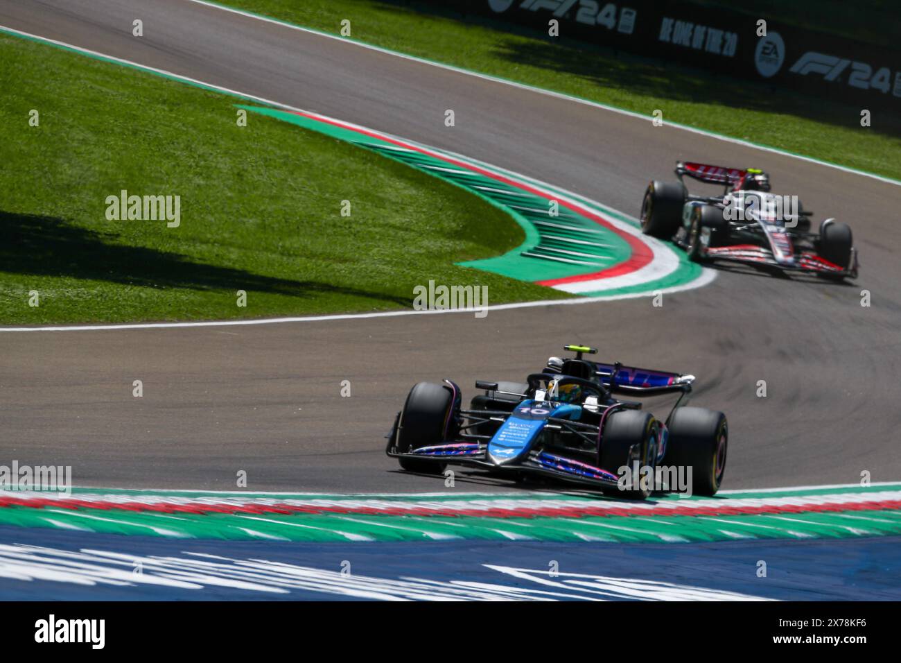 Imola, Bo, ITALIE. 18 mai 2024. Pierre Gasly (FRA) - Alpine F1 Team - Alpine A524 - Renault.en FORMULE 1 MSC CROISIÈRES GRAN PREMIO DEL MADE IN ITALY E DELL'EMILIA-ROMAGNA 2 Autodromo Enzo e Dino Ferrari, Imola (BO) Italie (crédit image : © Alessio de Marco/ZUMA Press Wire) USAGE ÉDITORIAL SEULEMENT! Non destiné à UN USAGE commercial ! Banque D'Images