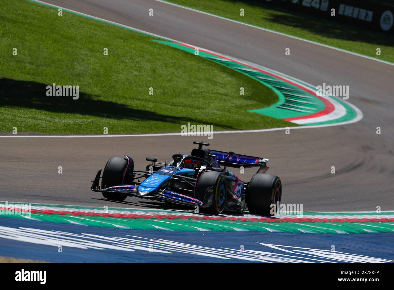 Imola, Bo, ITALIE. 18 mai 2024. Esteban Ocon (FRA) - Alpine F1 Team - Alpine A524 - Renault.en FORMULE 1 MSC CROISIÈRES GRAN PREMIO DEL MADE IN ITALY E DELL'EMILIA-ROMAGNA 2 Autodromo Enzo e Dino Ferrari, Imola (BO) Italy (Credit image : © Alessio de Marco/ZUMA Press Wire) USAGE ÉDITORIAL ONLY! Non destiné à UN USAGE commercial ! Banque D'Images