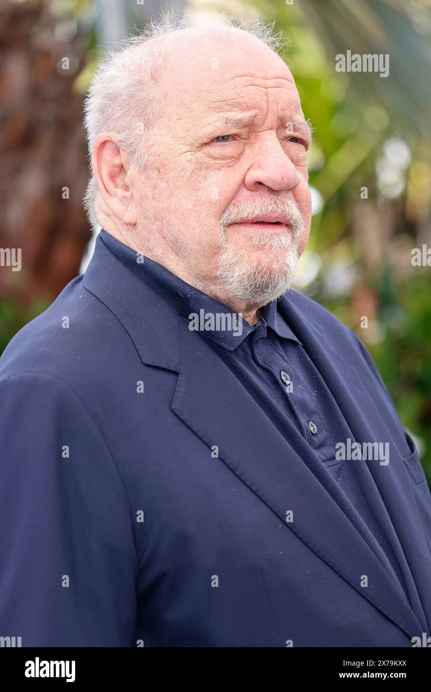 Paul Schrader pose à l'appel photo de 'Oh, Canada' lors du 77e Festival de Cannes au Palais des Festivals de Cannes, France, le 18 mai 2024. Banque D'Images