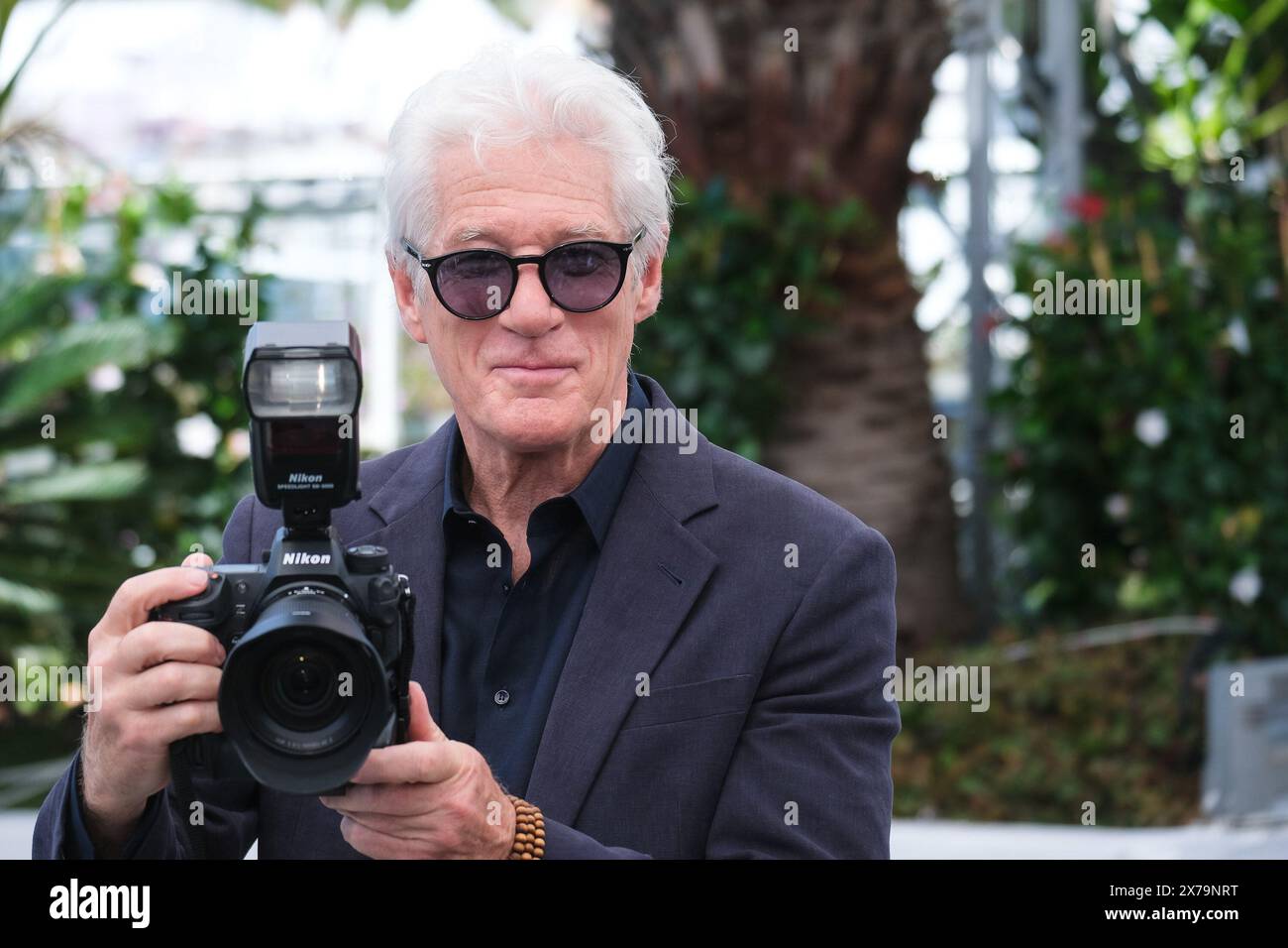Cannes, France. 18 mai 2024. Richard Gere pose au Photocall pour Oh Canada lors du 77e Festival de Cannes. Photo de Julie Edwards./Alamy Live News Banque D'Images