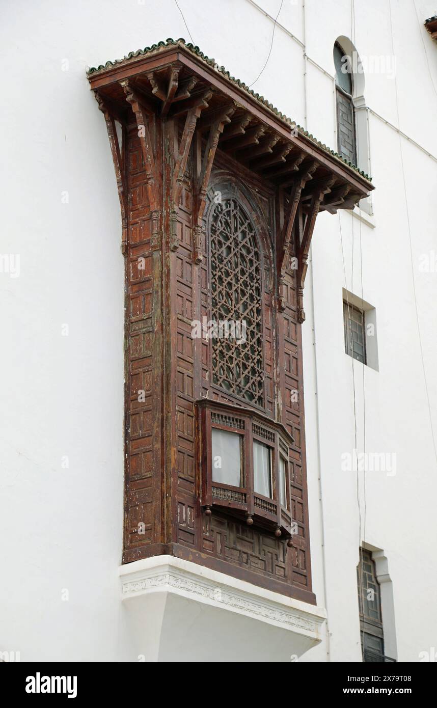 Fenêtre du bâtiment Wilaya à Alger Banque D'Images