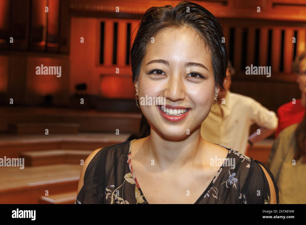 Bruxelles, Belgique. 19 mai 2024. La finaliste Corée du Sud SongHa Choi photographiée lors de la proclamation des finalistes après la dernière session des demi-finales de l'édition 2024 du concours de violon Reine Elisabeth, à la salle de concert Bozar de Bruxelles, samedi 18 mai 2024. BELGA PHOTO NICOLAS MAETERLINCK crédit : Belga News Agency/Alamy Live News Banque D'Images