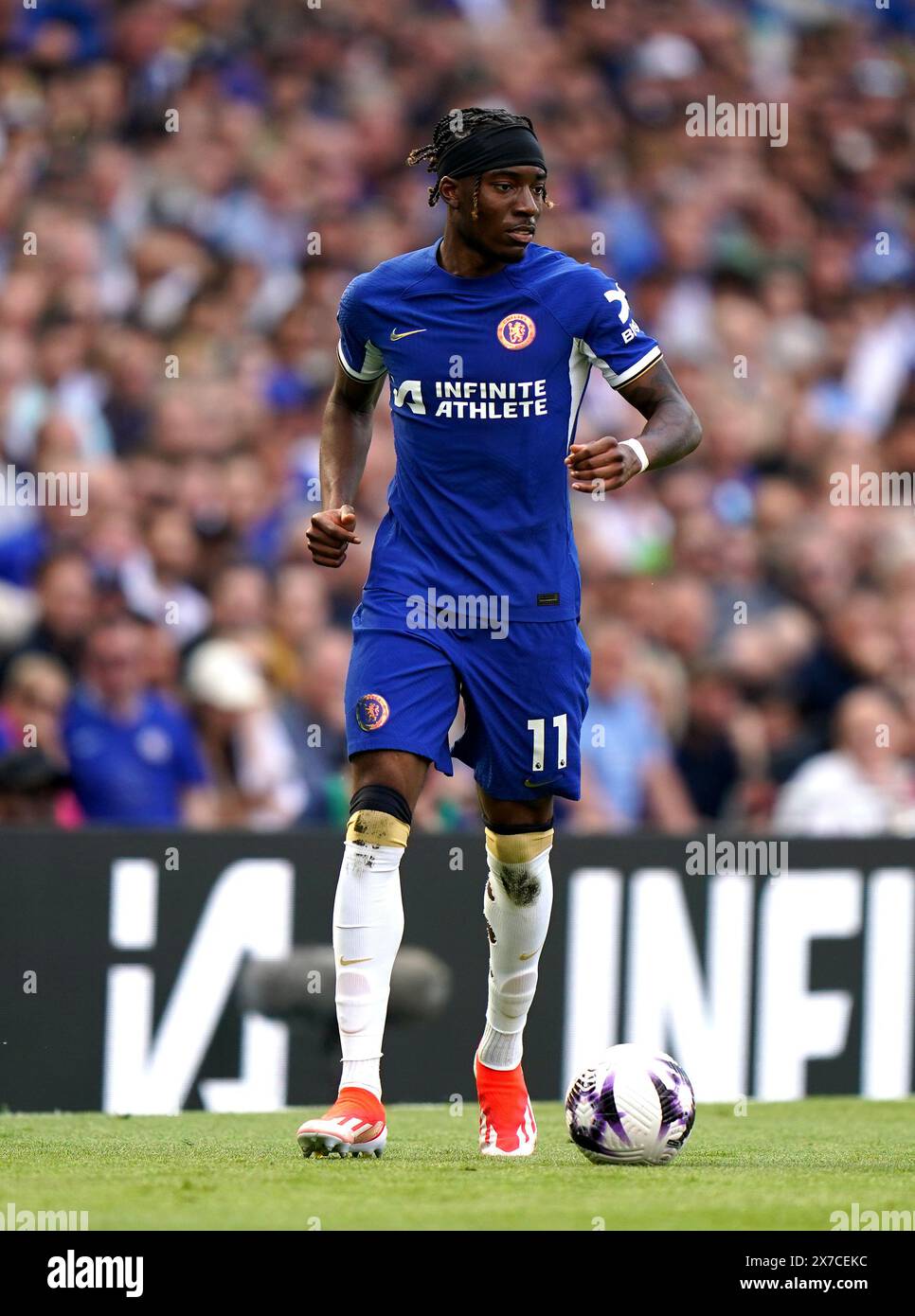 Noni Madueke de Chelsea en action lors du premier League match à Stamford Bridge, Londres. Date de la photo : dimanche 19 mai 2024. Banque D'Images