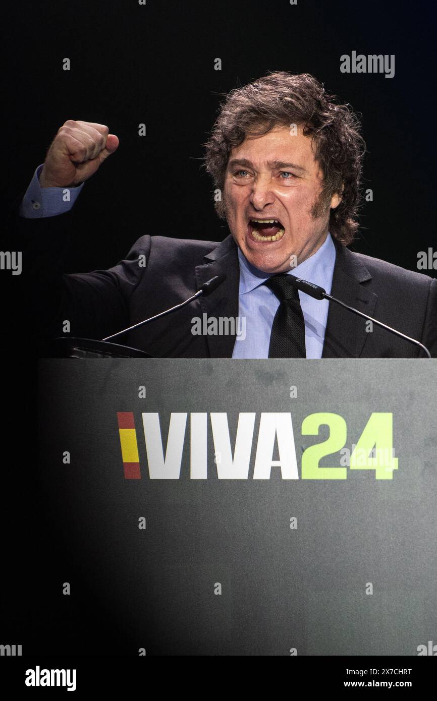 Madrid, Espagne. 19 mai 2024. Le président argentin Javier Milei s'exprimant lors de la conférence 'Europa Viva 24' organisée par le parti d'extrême droite Vox au Palacio de Vistalegre. Des politiciens d’extrême droite de différents pays ont participé à la convention qui a lieu avant les élections européennes. Crédit : Marcos del Mazo/Alamy Live News Banque D'Images