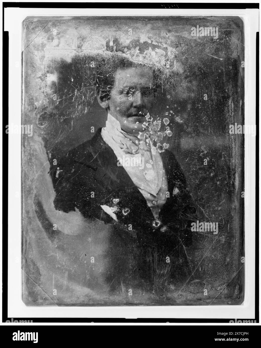 Homme non identifié, portrait mi-long, aux trois quarts à droite, rayé sur la face de l'assiette : Fowler. Rayé au dos de la plaque : 449., autre identification : Fowler (Cat. 5)., transfert ; U.S. War College ; 1920 ; (DLC/PP-1920:46153)., fait partie de : collection daguerréotype , produite par le studio de Mathew Brady. Banque D'Images