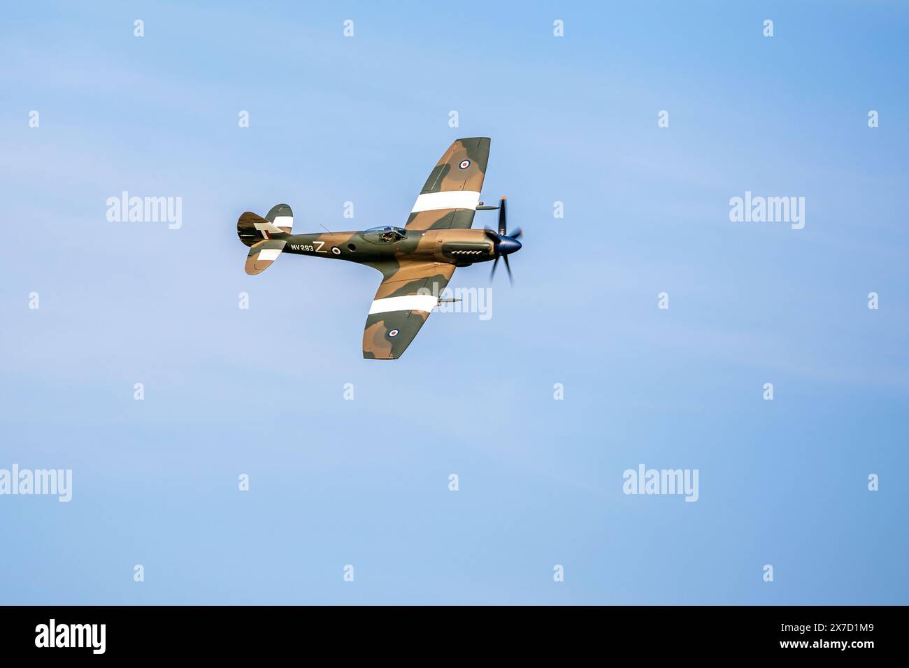 1947 Supermarine Spitfire FR. XIV, aéroporté au Best of British Air Show organisé à Shuttleworth le 12 mai 2024. Banque D'Images