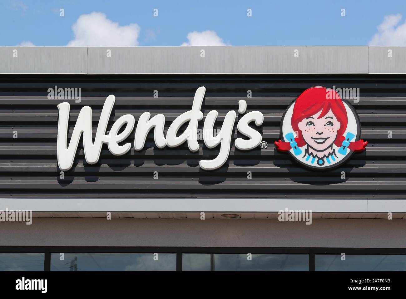 Bloomsburg, États-Unis. 19 mai 2024. Le logo Wendy's est visible à l'extérieur d'un restaurant de restauration rapide Wendy's. Crédit : SOPA images Limited/Alamy Live News Banque D'Images