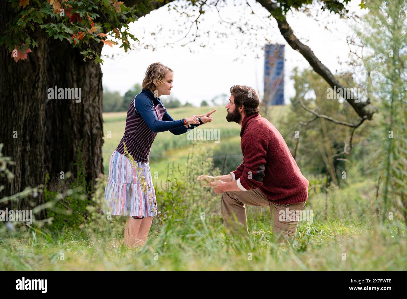 A Quiet place : part II (2020) réalisé par John Krasinski et mettant en vedette Cillian Murphy, John Krasinski et Emily Blunt. Suite au parcours de la famille Abbott et à la découverte de nouveaux dangers. Photographie publicitaire ***USAGE ÉDITORIAL SEULEMENT***. Crédit : BFA / Jonny Cournoyer / Paramount Pictures Banque D'Images