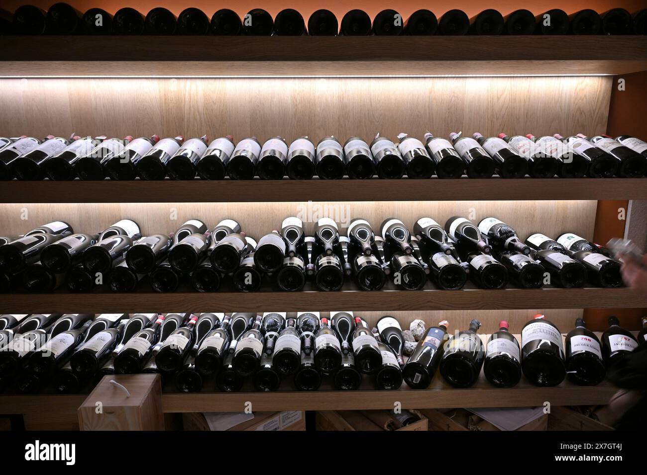 © PHOTOPQR/LE PROGRES/Frédéric CHAMBERT - Collonges-au-Mont-d'Or 20/05/2024 - la maison Paul Bocuse ouvre ses portes aux visiteurs - le 20/05/2024 -une étale de grand cru - la maison Paul Bocuse ouvre ses portes aux visiteurs Collonges-au-Mont-d'Or 5 mai 2024 France crédit : MAXPPP/Alamy Live News Banque D'Images