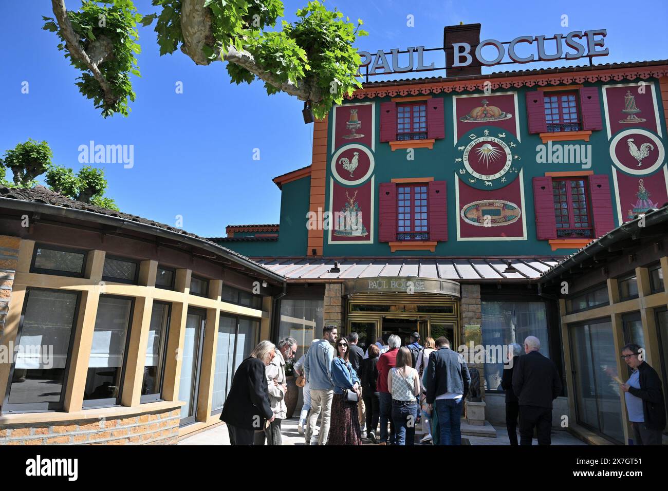 © PHOTOPQR/LE PROGRES/Frédéric CHAMBERT - Collonges-au-Mont-d'Or 20/05/2024 - la maison Paul Bocuse ouvre ses portes aux visiteurs - le 20/05/2024 -les visites ont été organisées à la maison Bocuse - la Maison Paul Bocuse ouvre ses portes aux visiteurs Collonges-au-Mont-d'Or 5 mai 2024 France crédit : MAXPPP/Alamy Live News Banque D'Images