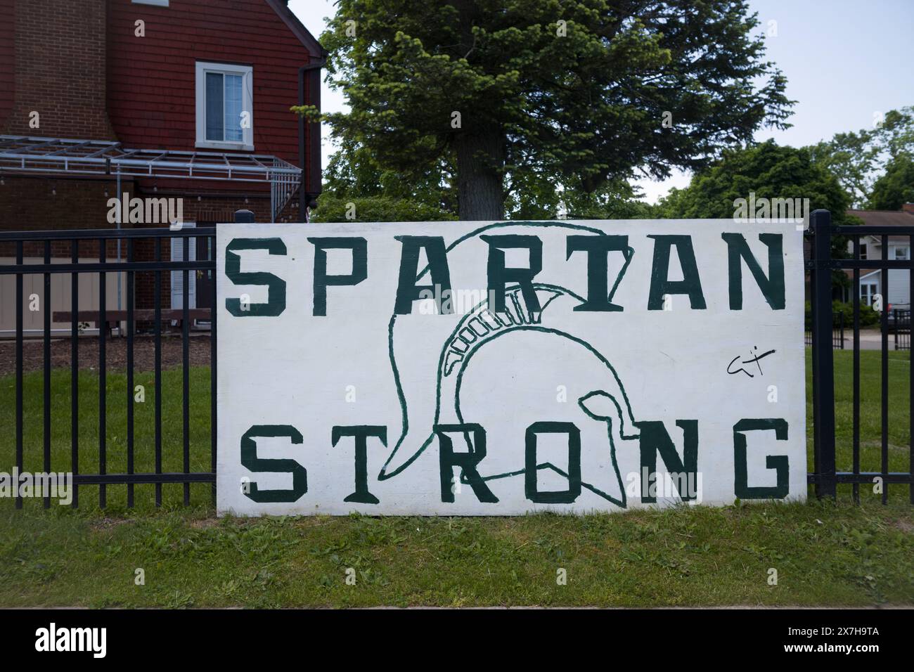 Signe peint à la main fort Spartan sur le campus de l'Université d'État du Michigan, East Lansing Michigan USA Banque D'Images