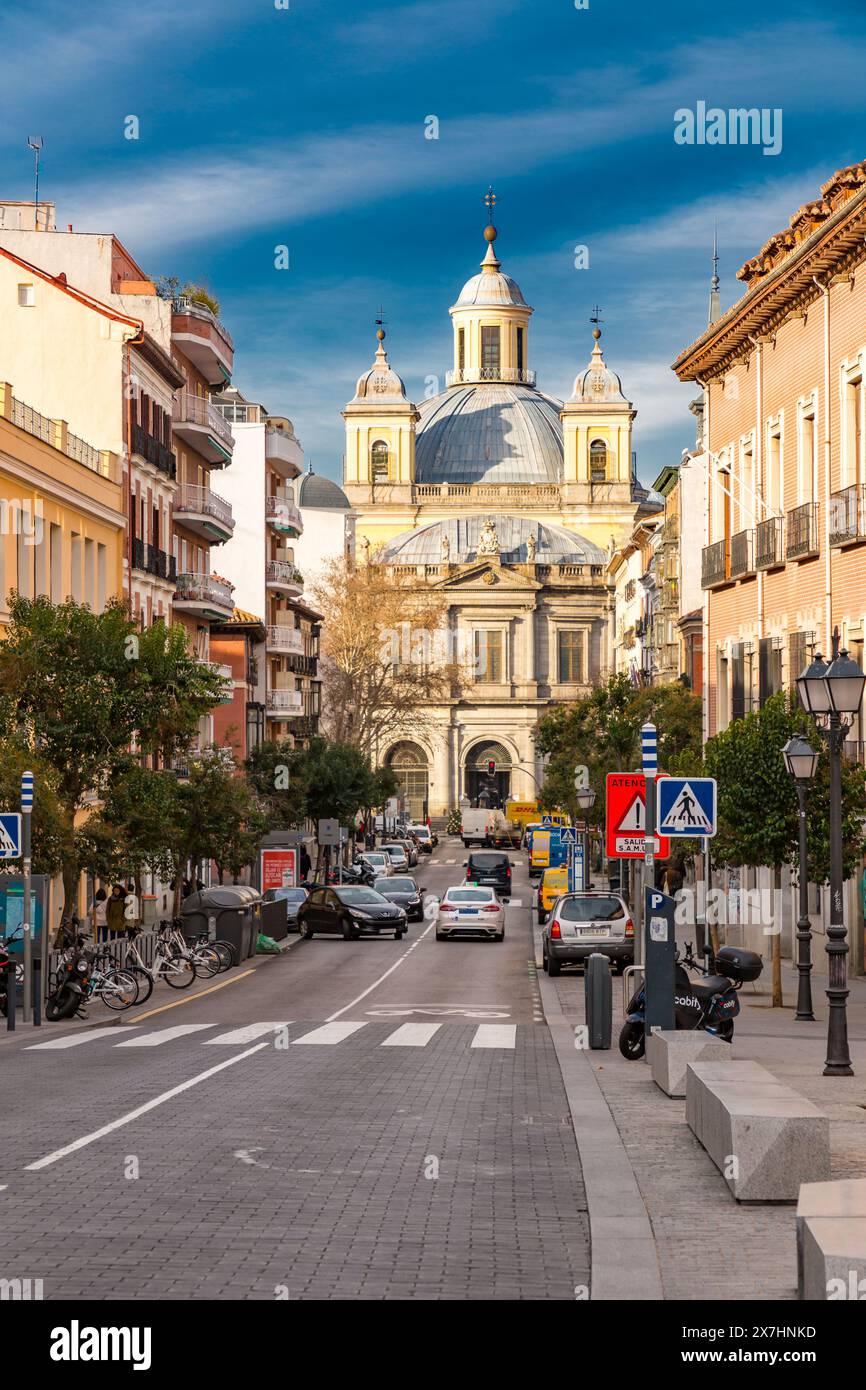 Madrid, Espagne - 16 FÉVRIER 2022 : la basilique royale de Saint François la Grande basilique de San Francisco el Grande est une église catholique romaine du Th Banque D'Images