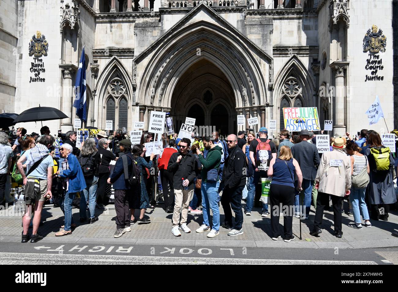 Londres, Royaume-Uni. 20 mai 2024. Julian Assange, fondateur de Wikileaks, s’est vu accorder aujourd’hui le droit de faire appel contre l’extradition vers les États-Unis à la suite d’une décision de la haute Cour. Crédit : michael melia/Alamy Live News Banque D'Images