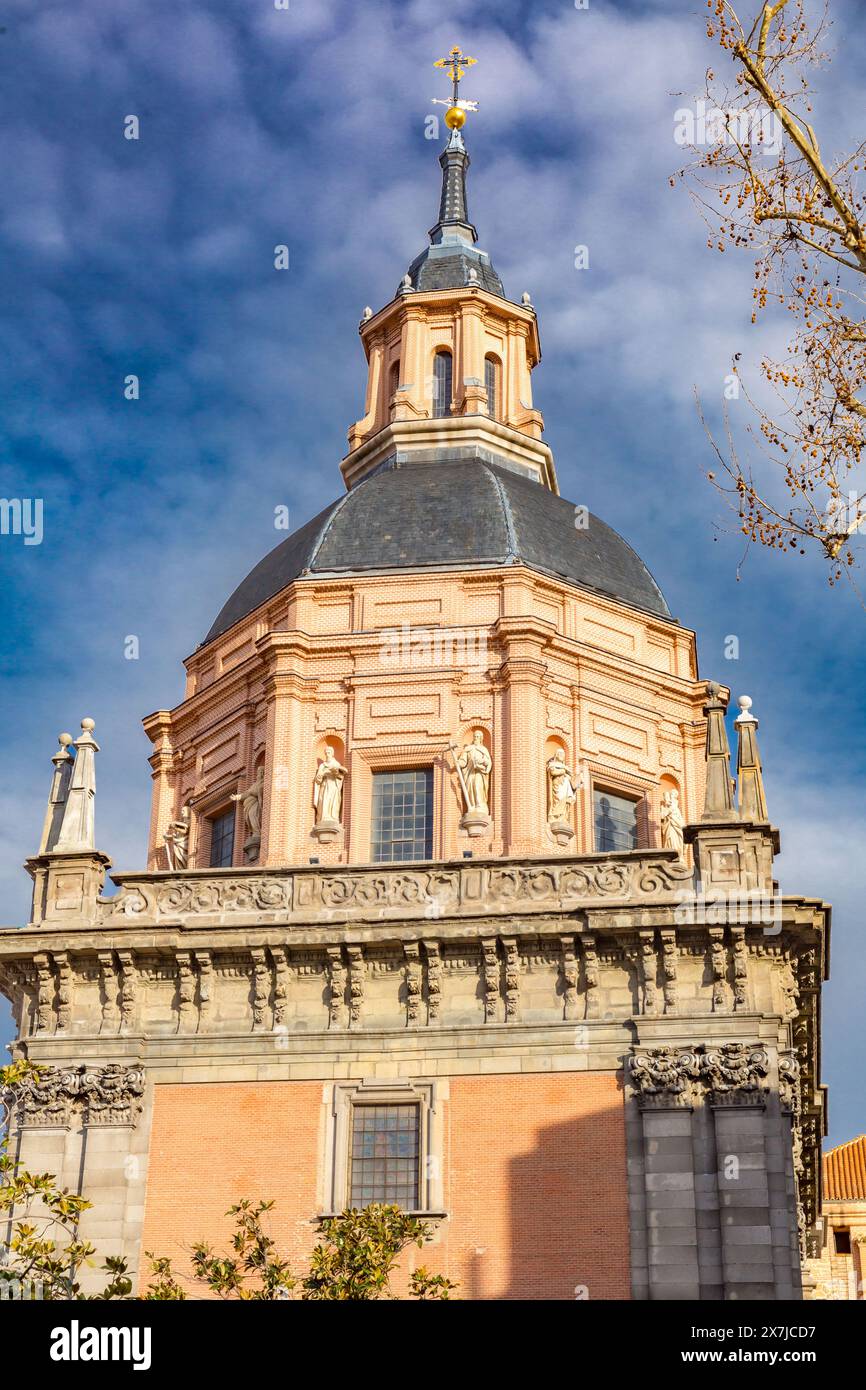 L'église de San Andres est une église de Madrid, en Espagne. Il a été déclaré bien de Interés Cultural en 1995. Banque D'Images