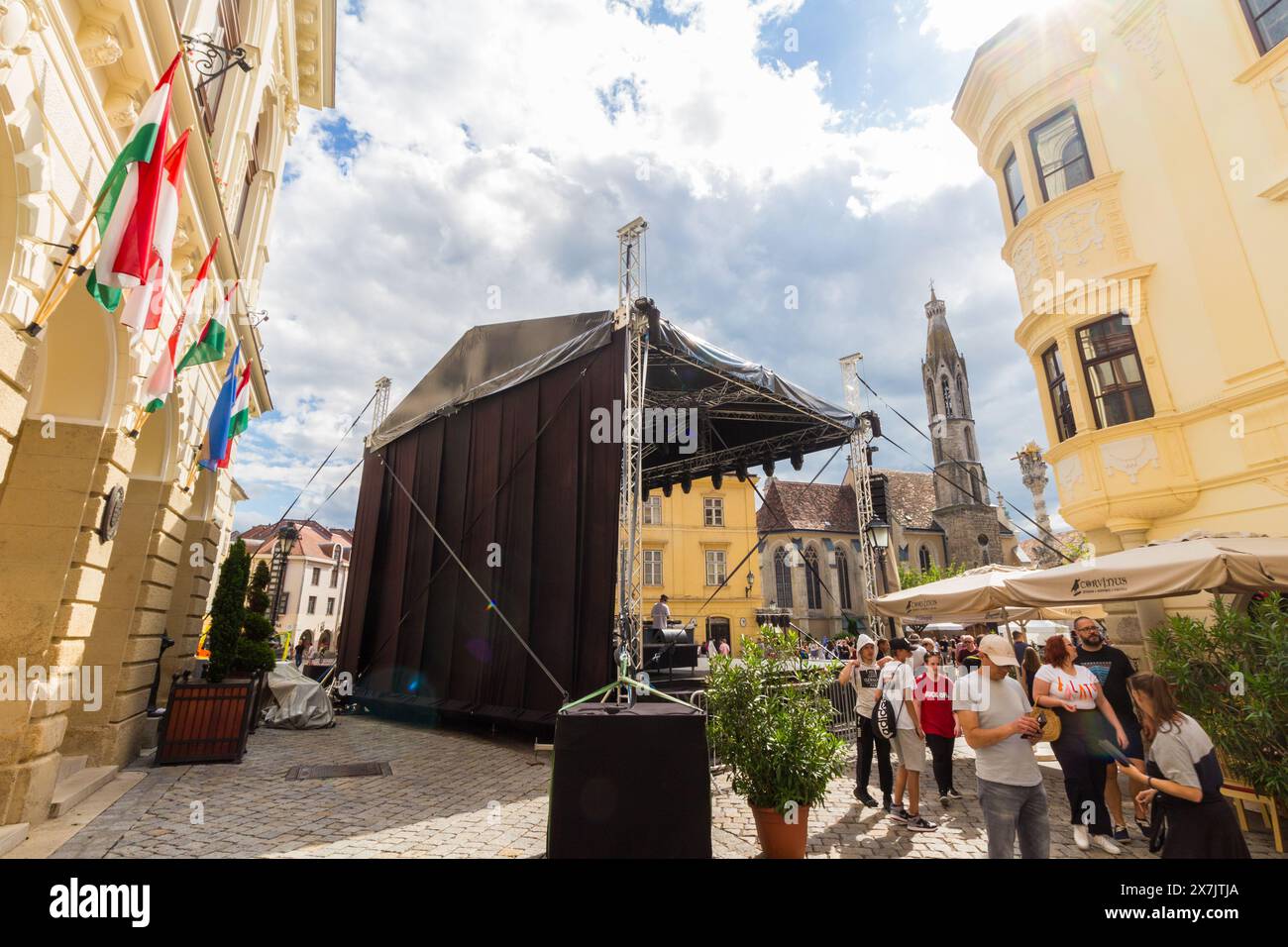 Scène couverte au Fo ter, festival SopronFest, Sopron, Hongrie Banque D'Images