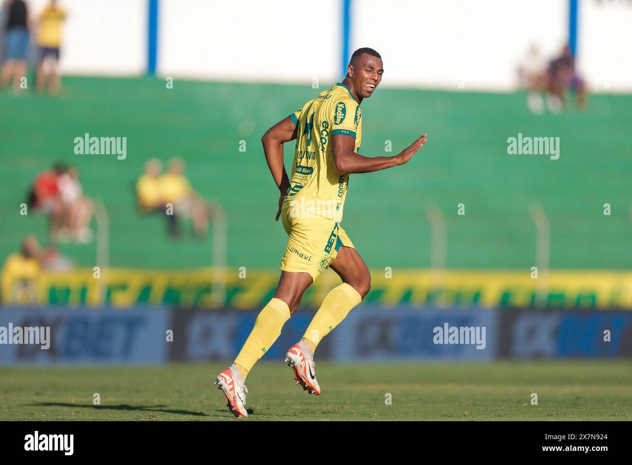 Mirassol, Brésil. 19 mai 2024. SP - MIRASSOL - 19/05/2024 - BRASILEIRO B 2024, MIRASSOL x ITUANO - Luiz Otavio, joueur de Mirassol lors d'un match contre Ituano au stade Jose Maria de Campos Maia pour le championnat brésilien B 2024. Photo : Pedro Zacchi/AGIF (photo de Pedro Zacchi/AGIF/SIPA USA) crédit : Sipa USA/Alamy Live News Banque D'Images