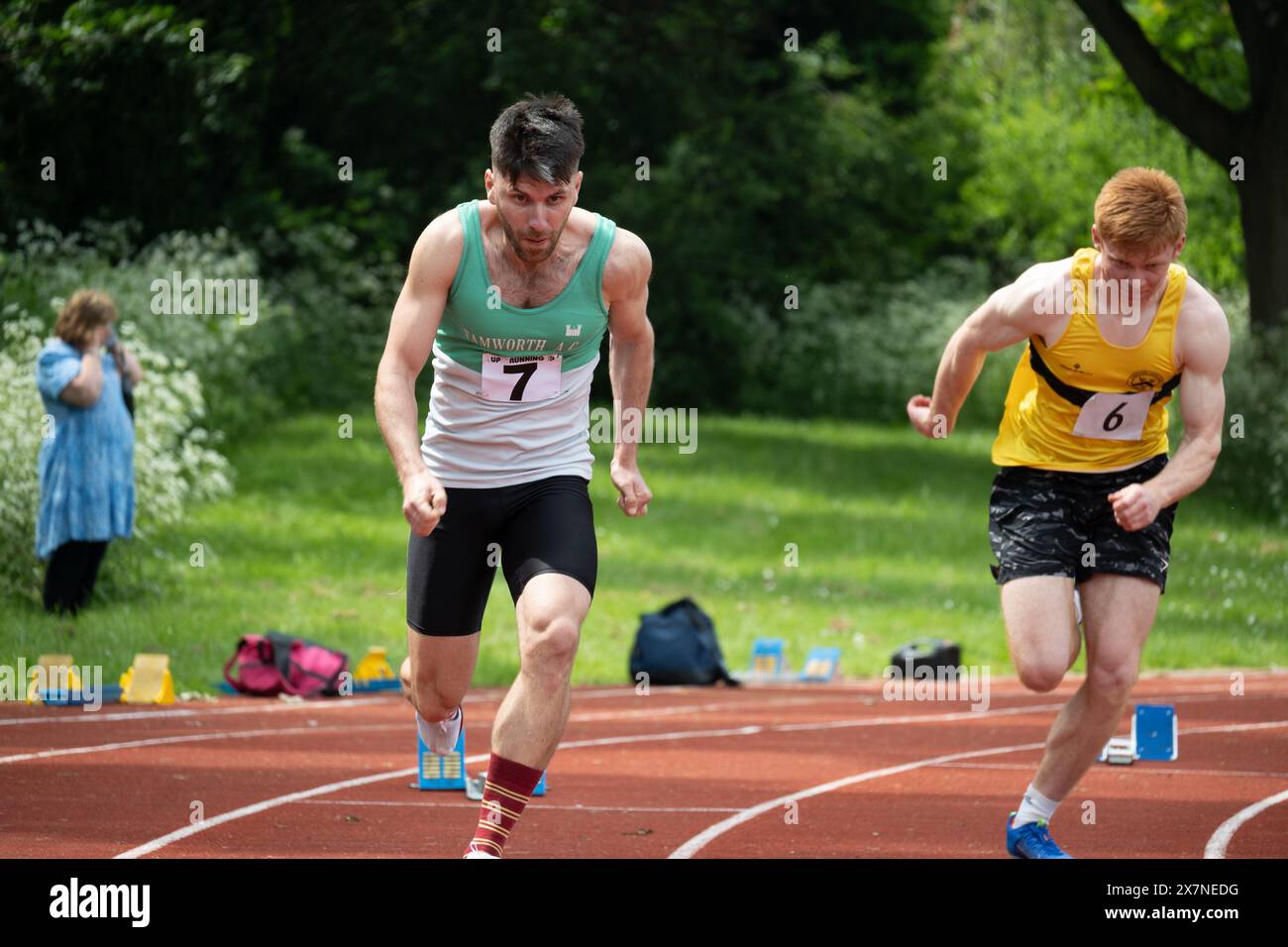 Club Athlétisme, course masculine de 200 m, Leamington Spa, Royaume-Uni Banque D'Images